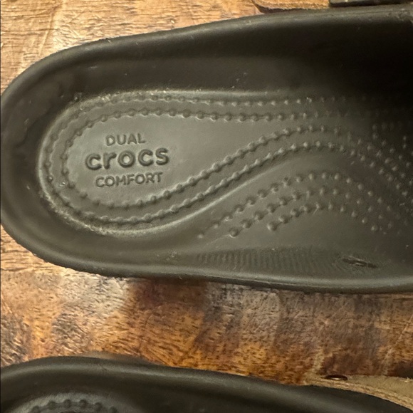 CROCS- Sarah Mule Clogs with a brown strap, EUC - Picture 2 of 8